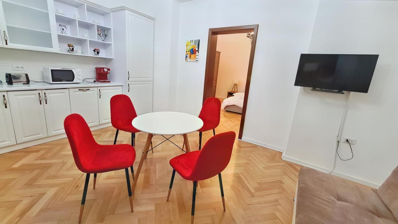 Spacious 5* Luxury In Historic Center Free Parking Cluj-Napoca Ngoại thất bức ảnh