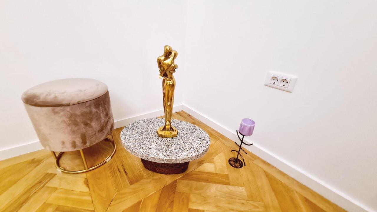 Spacious 5* Luxury In Historic Center Free Parking Cluj-Napoca Ngoại thất bức ảnh